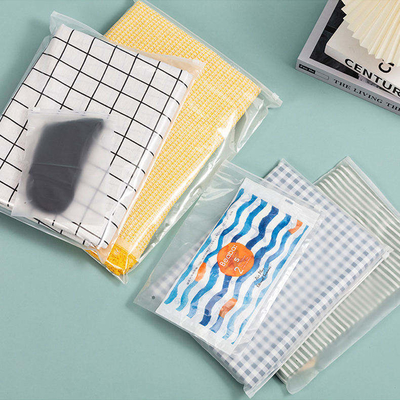Custom  Size CPE Zipper Bags High Quality Transparent Packaging Bags