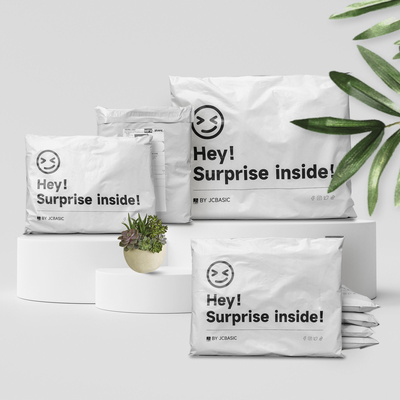 Self Sealing Poly Mailer Bag Lightweight Eco Friendly Shipping Bag Waterproof With Adhesive Strip