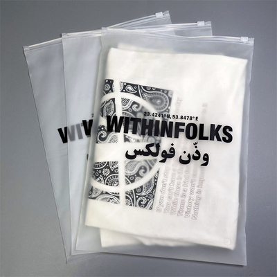 Flexible CPE Zipper Bag Dustproof Clothing Packaging Bags For Shipping