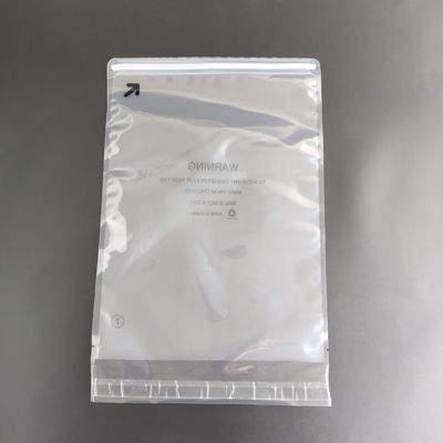 Waterproof CPE Plastic Bags Biodegradable Custom Packaging Bags For Clothing