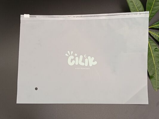 Eco-Friendly Food-Safe Reusable CPE Frosted Zipper Pouch Storage For Clothes Documents