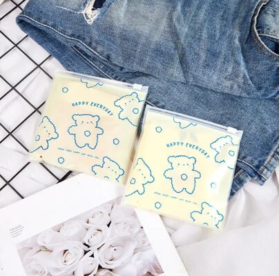 Reclosable Waterproof CPE Zipper Bag Plastic Storage Pouch for Cosmetic Electronic Accessories Packaging